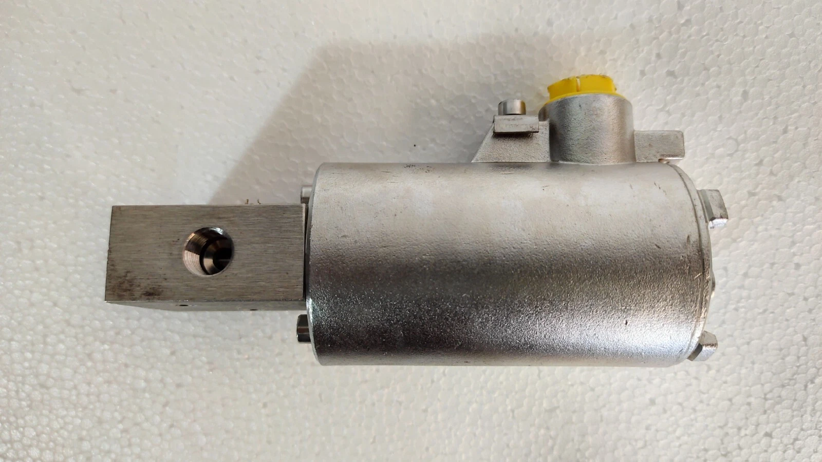 admin/uploads/uploads/IMI Maxseal Explosion Proof Solenoid Valve_4.webp